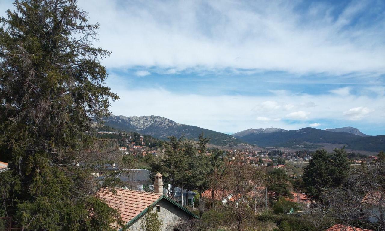 Gasthaus La Parra De Pepa Cercedilla Exterior foto